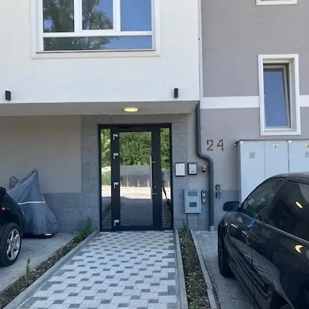 Ira 28 Apartment Sandanski